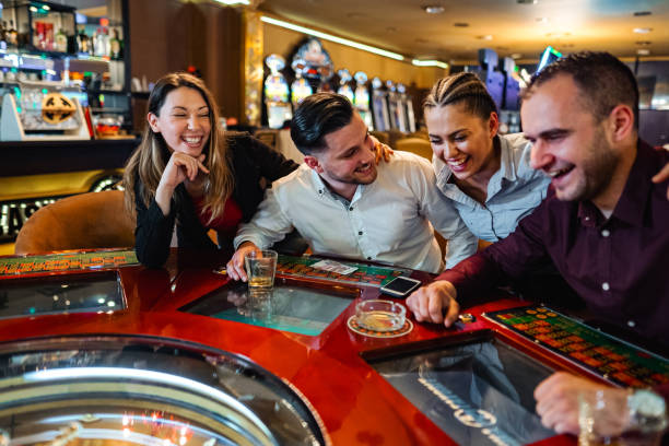 Recently Played interface on macantogel login showing Liga 1 fixtures, live dealer tables, and slot games in chronological order